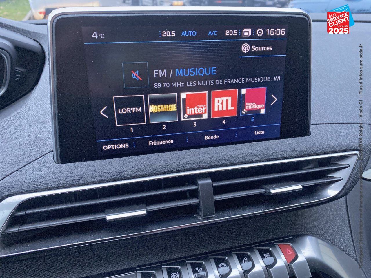Véhicule d'occasion PEUGEOT 3008 1.2 PURETECH 130CH CROSSWAY SS EAT8 6CV chez Toyota Thionville