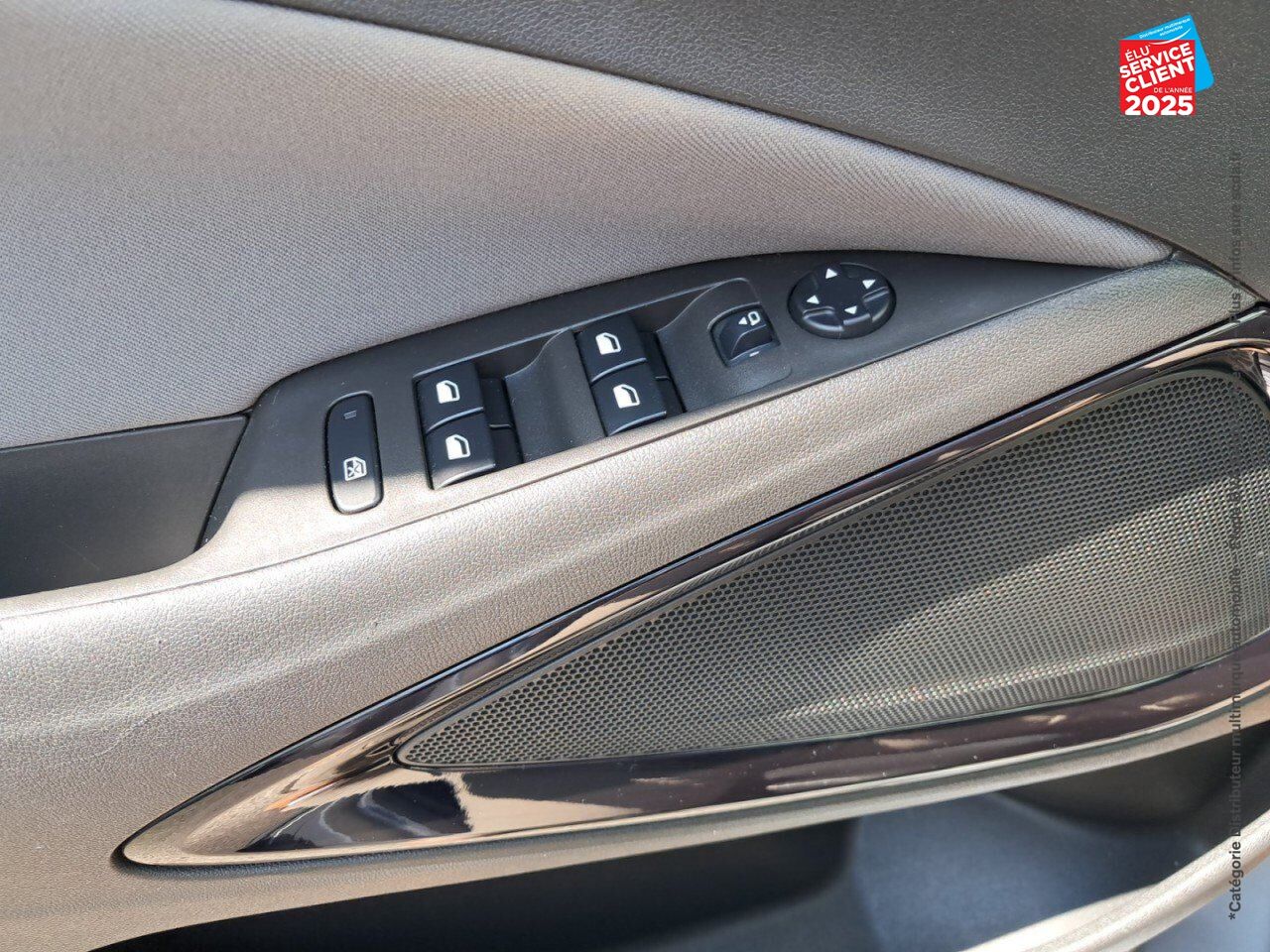 Véhicule d'occasion OPEL CROSSLAND X 1.2 TURBO 130CH DESIGN 120 ANS BVA EURO 6D-T CAMERA CARPLAY chez Toyota Sarreguemines