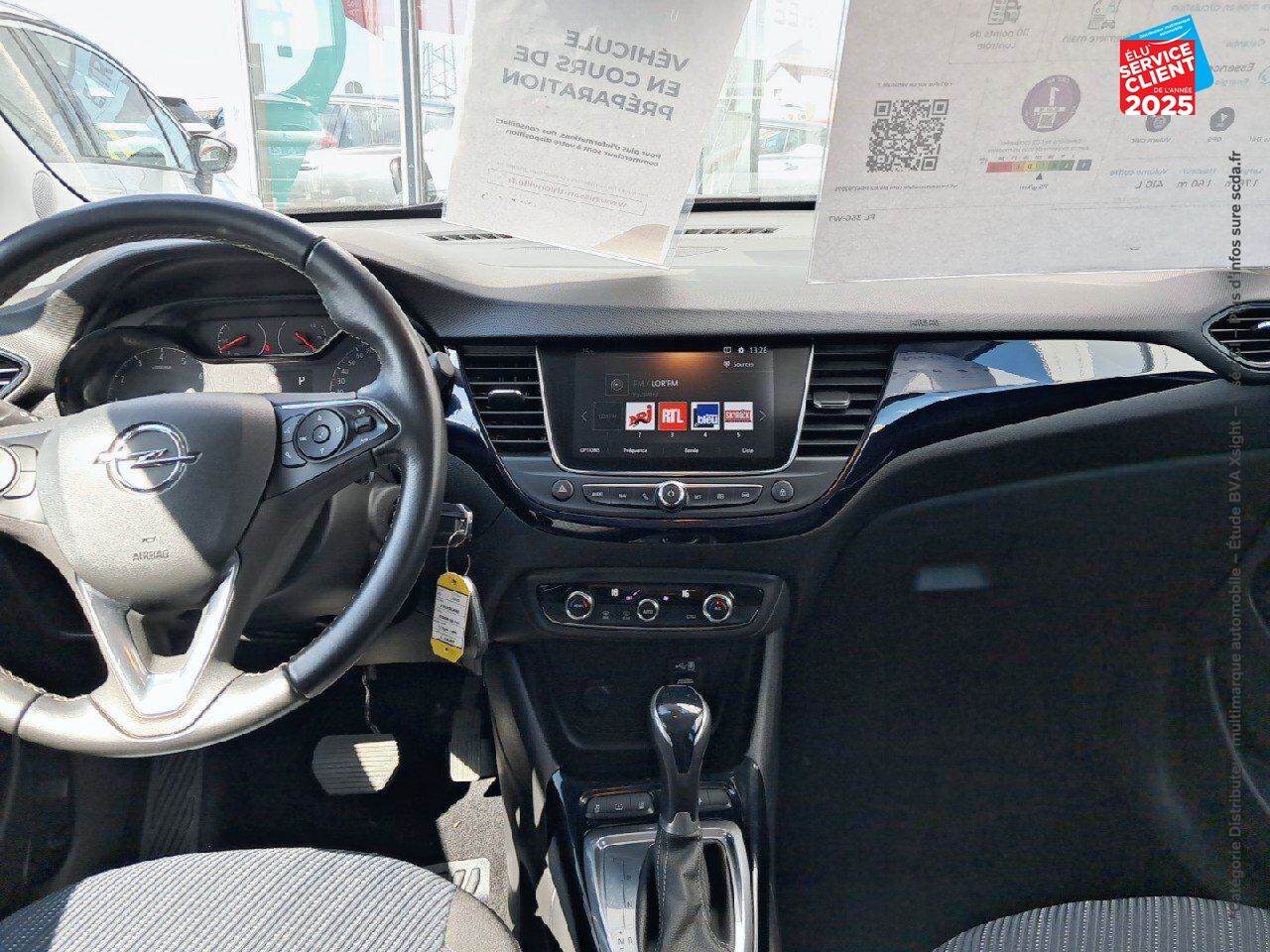 Véhicule d'occasion OPEL CROSSLAND X 1.2 TURBO 130CH DESIGN 120 ANS BVA EURO 6D-T CAMERA CARPLAY chez Toyota Sarreguemines