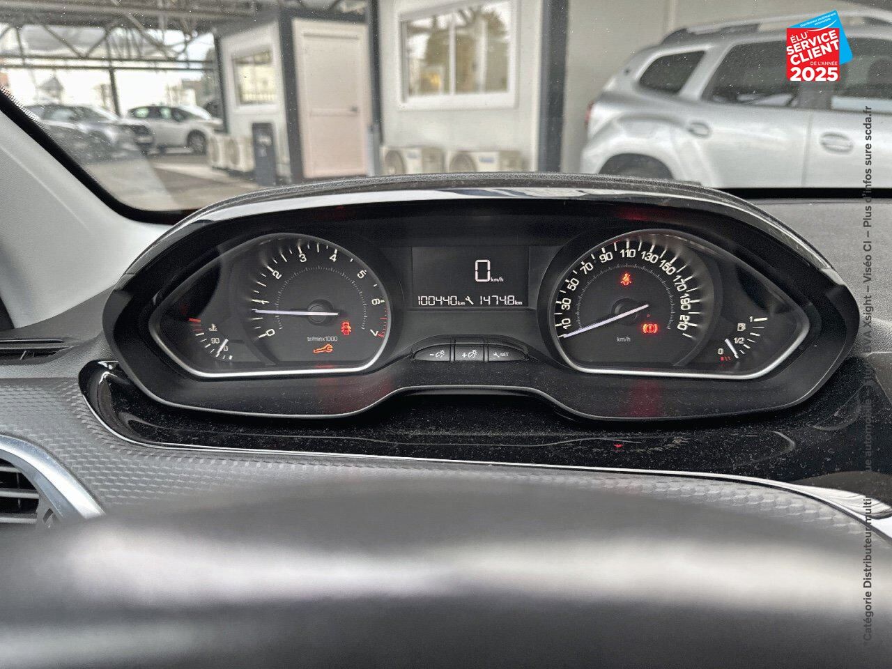 Véhicule d'occasion PEUGEOT 208 1.2 PURETECH 82CH STYLE 5P chez Renault Saint-Louis