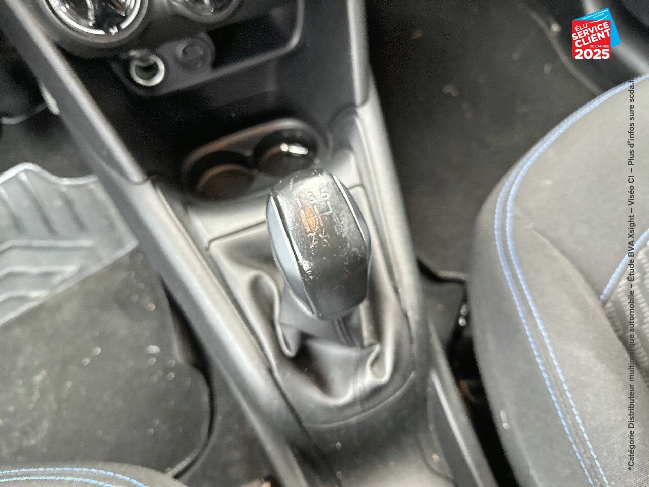 Véhicule d'occasion PEUGEOT 208 1.2 PURETECH 82CH STYLE 5P chez Renault Saint-Louis