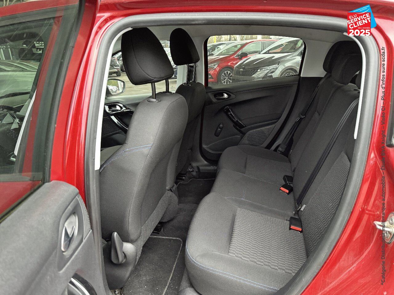 Véhicule d'occasion PEUGEOT 208 1.2 PURETECH 82CH STYLE 5P chez Renault Saint-Louis