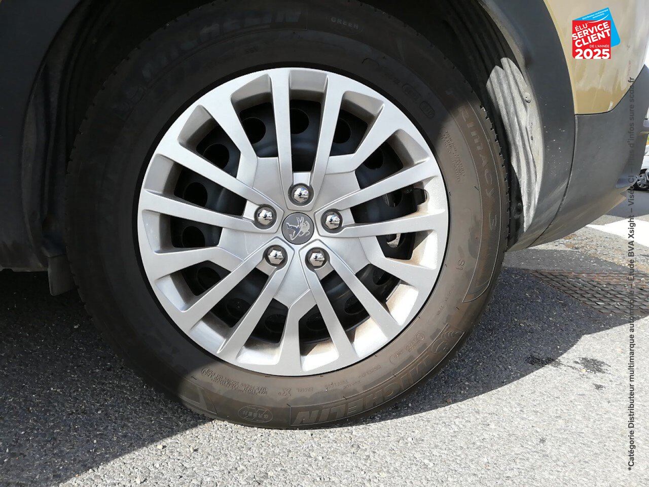 Véhicule d'occasion PEUGEOT 3008 1.2 PURETECH 130CH ACCESS SS chez Peugeot Charleville