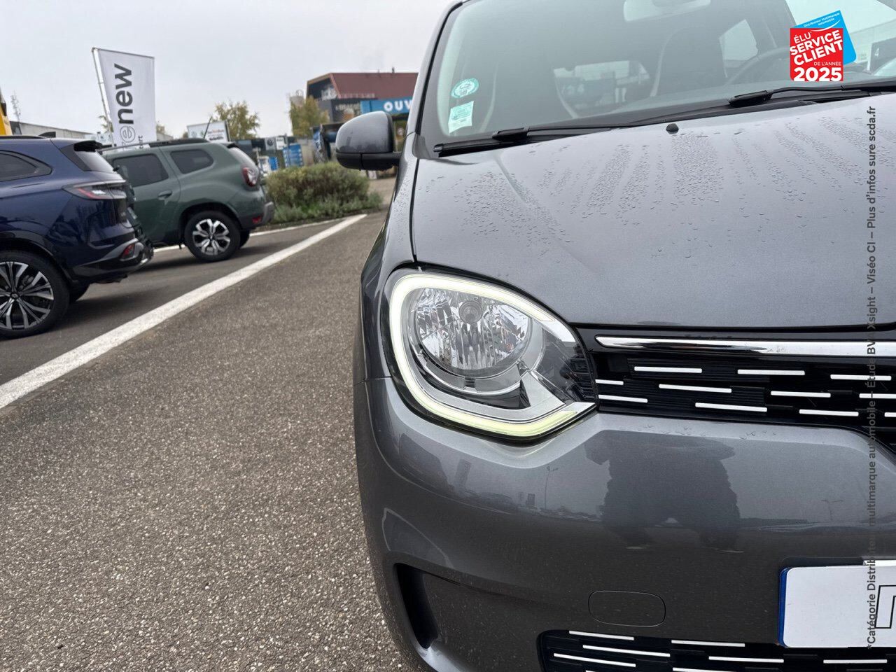 Véhicule d'occasion RENAULT TWINGO E-TECH ELECTRIC VIBES R80 ACHAT INTEGRAL - 21 chez Renault Colmar