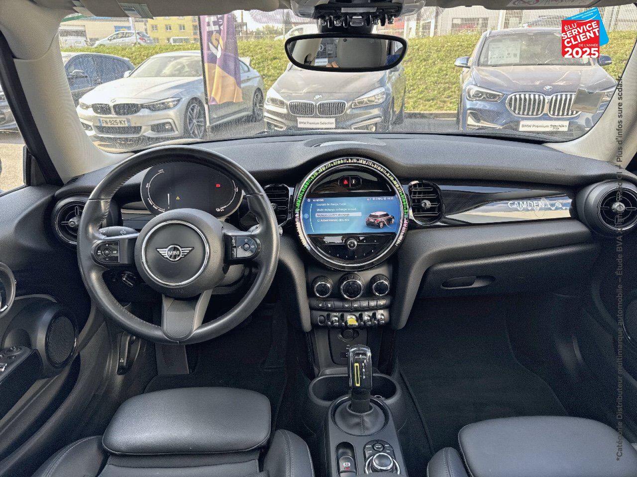 Véhicule d'occasion MINI MINI COOPER SE 184CH EDITION CAMDEN BVA 5CV chez BMW Dole
