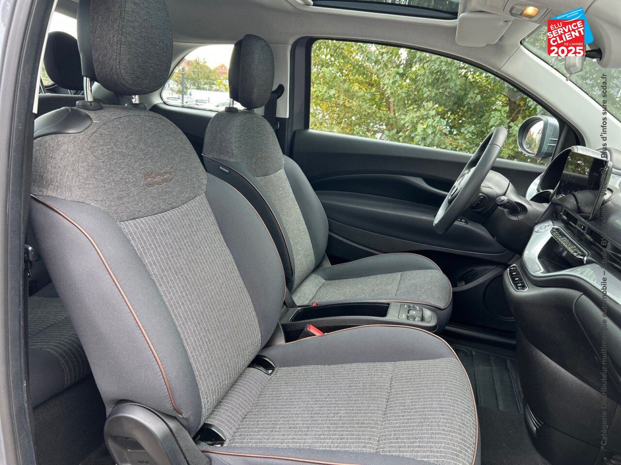 Véhicule d'occasion FIAT 500 E 118CH ICONE chez Dacia Belfort