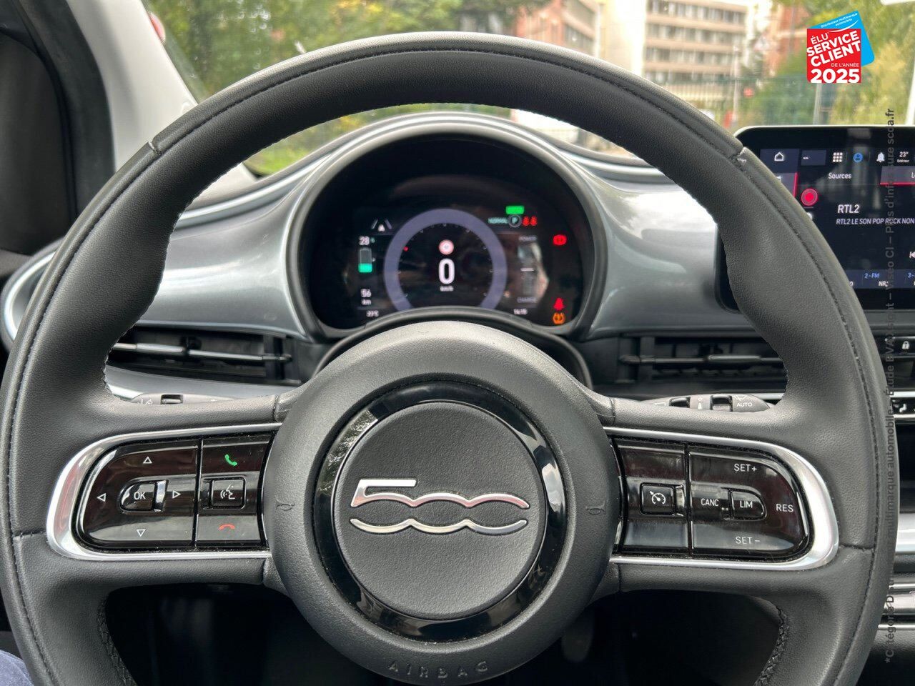 Véhicule d'occasion FIAT 500 E 118CH ICONE chez Dacia Belfort