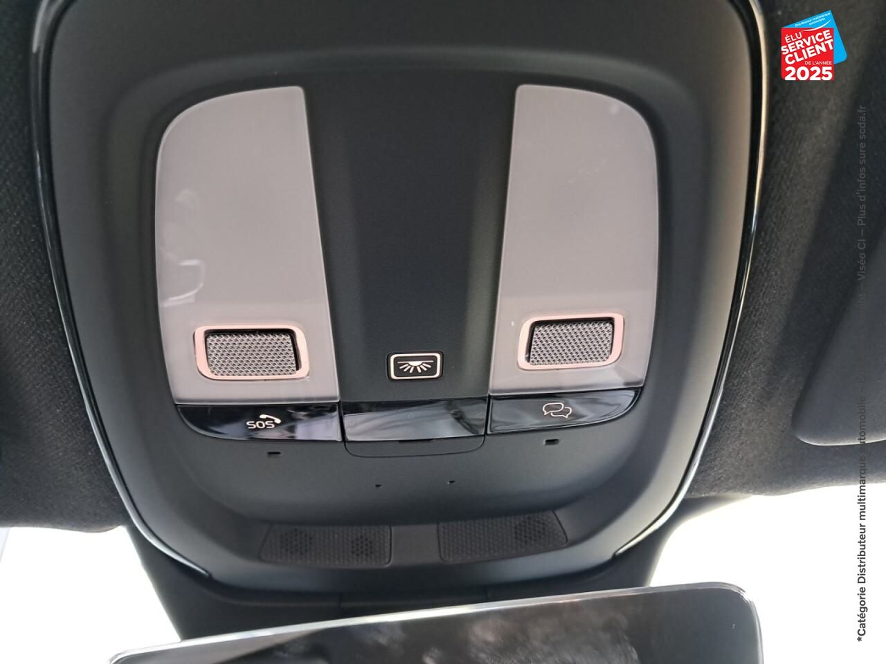 Véhicule d'occasion VOLVO EX40 SINGLE EXTENDED RANGE 252CH PLUS chez Volvo Reims
