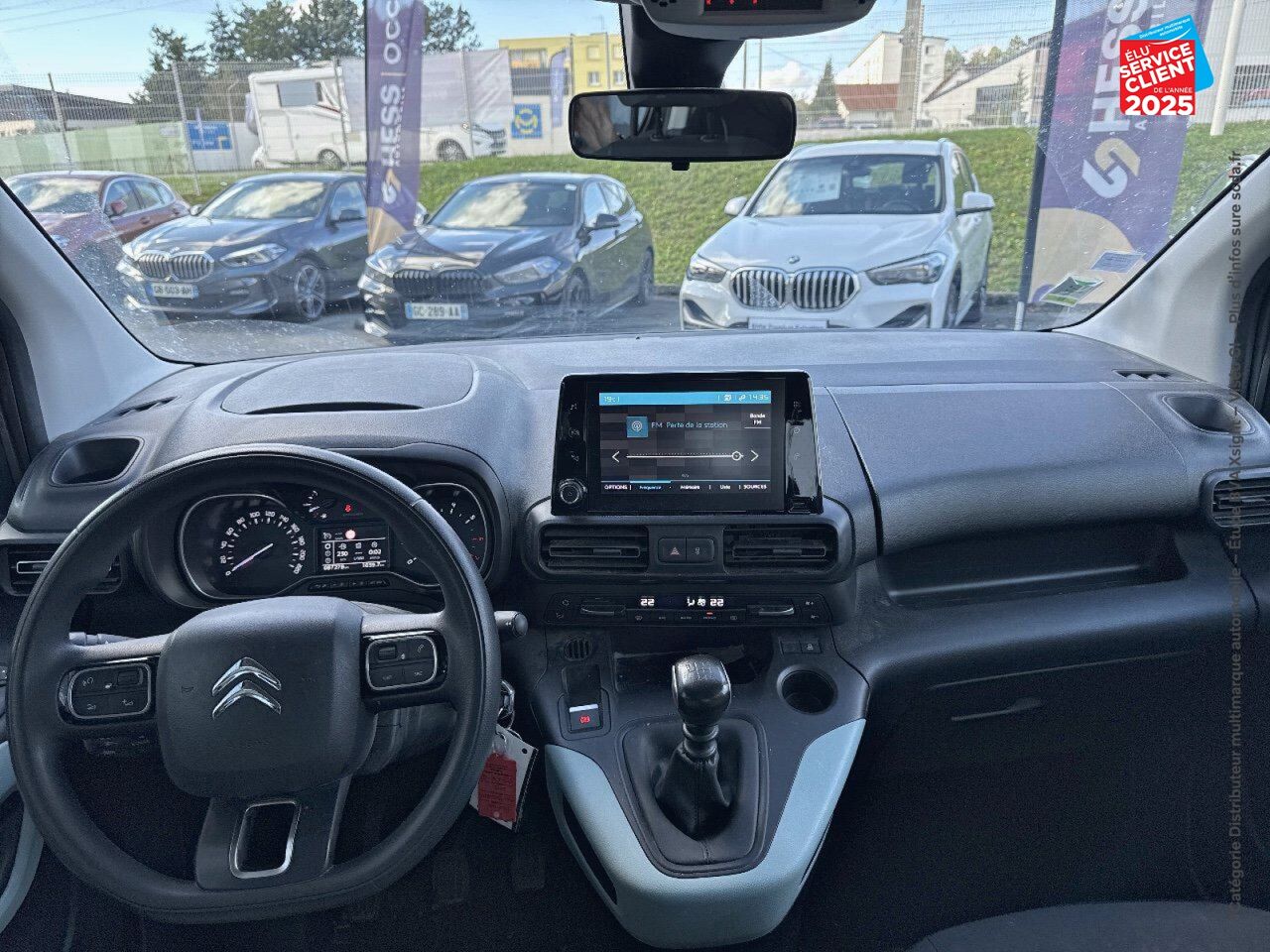 Véhicule d'occasion CITROEN BERLINGO M PURETECH 110CH SS FEEL E6.D chez Hyundai Epernay