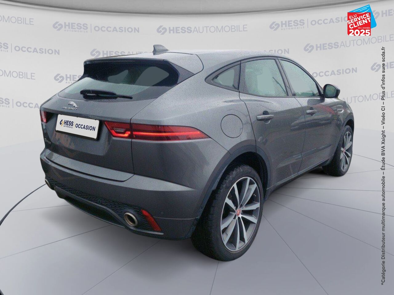 Véhicule d'occasion JAGUAR E-PACE 2.0P 250CH R-DYNAMIC AWD BVA9 chez BMW Pontarlier