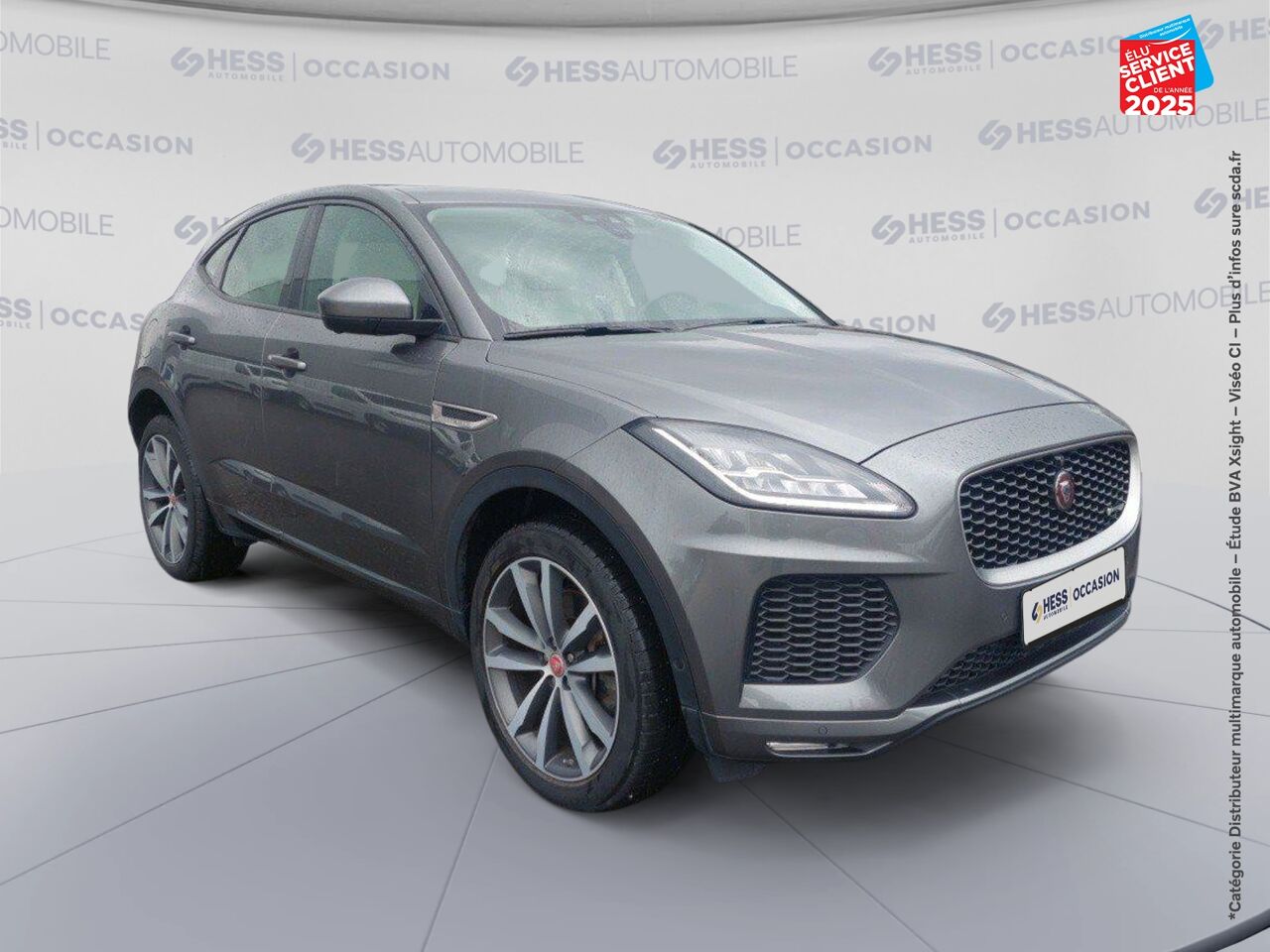 Véhicule d'occasion JAGUAR E-PACE 2.0P 250CH R-DYNAMIC AWD BVA9 chez BMW Pontarlier