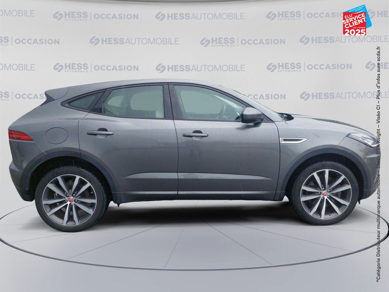 Véhicule d'occasion JAGUAR E-PACE 2.0P 250CH R-DYNAMIC AWD BVA9 chez BMW Pontarlier