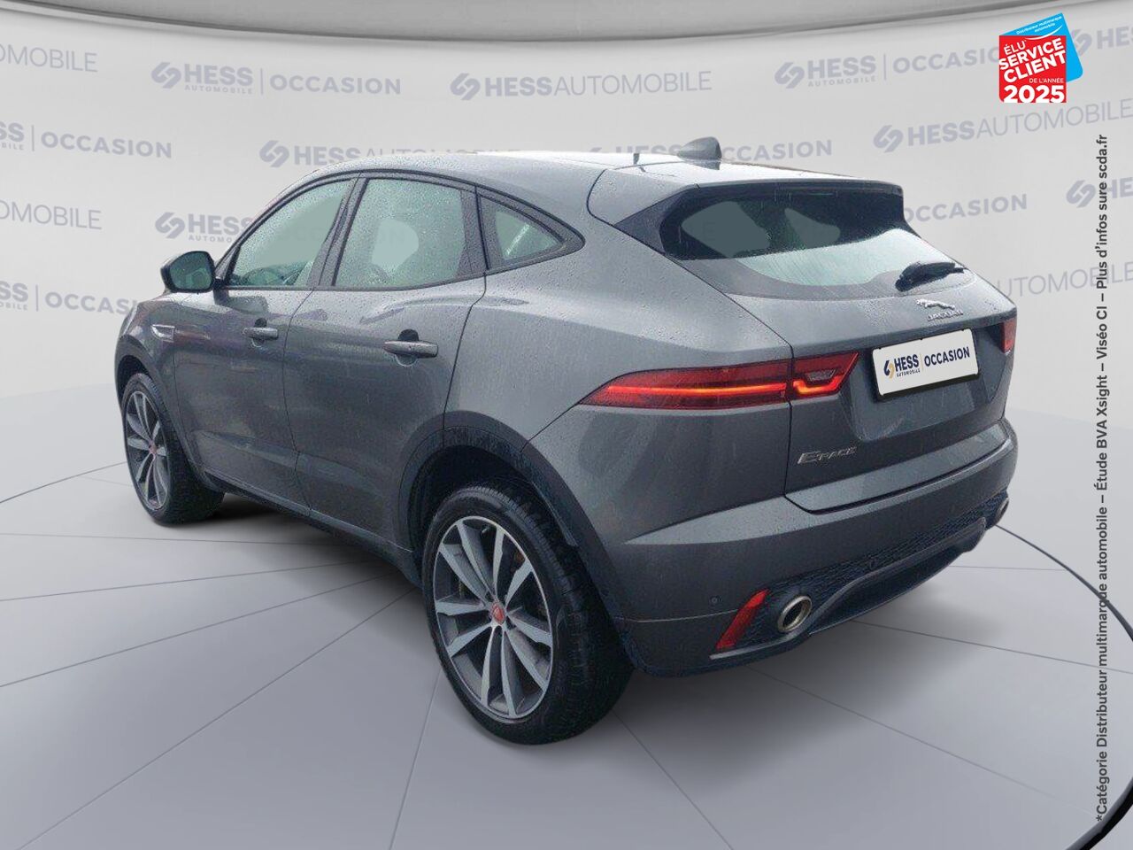 Véhicule d'occasion JAGUAR E-PACE 2.0P 250CH R-DYNAMIC AWD BVA9 chez BMW Pontarlier