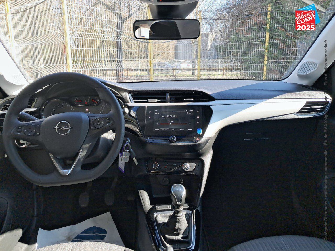 Véhicule d'occasion OPEL CORSA 1.2 TURBO 100CH ELEGANCE CAMERA chez Nissan Strasbourg