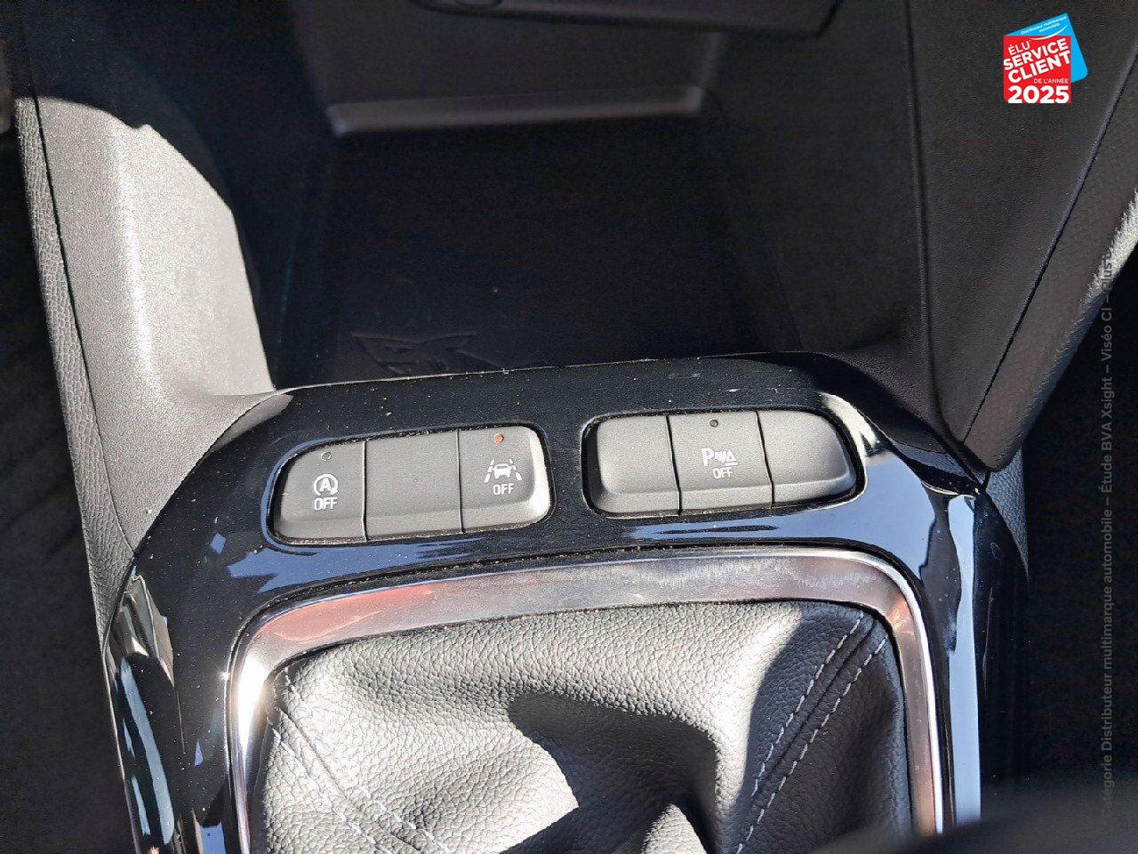 Véhicule d'occasion OPEL CORSA 1.2 TURBO 100CH ELEGANCE CAMERA chez Nissan Strasbourg