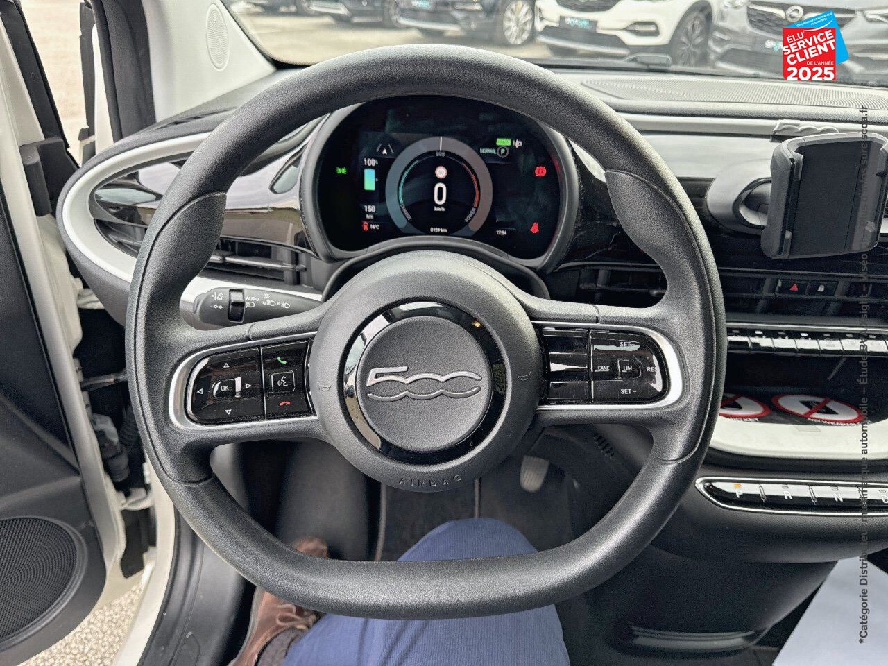 Véhicule d'occasion FIAT 500 E 95CH ACTION chez Fiat Strasbourg