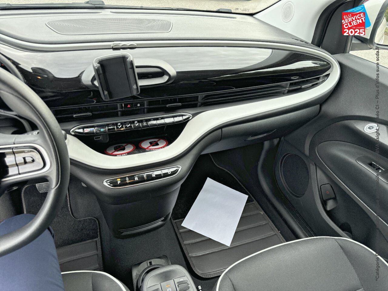 Véhicule d'occasion FIAT 500 E 95CH ACTION chez Fiat Strasbourg