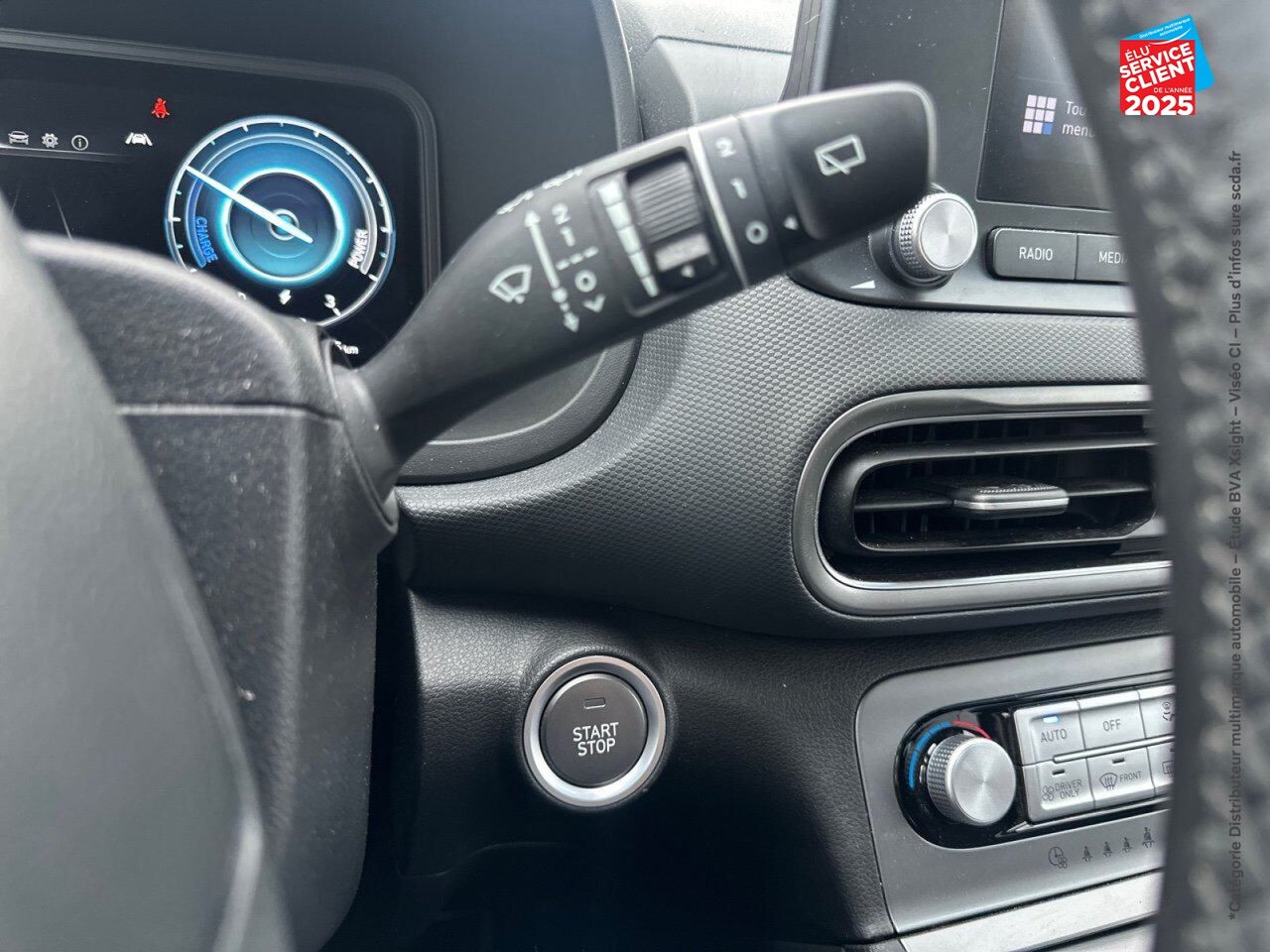 Véhicule d'occasion HYUNDAI KONA ELECTRIC 39KWH - 136CH INTUITIVE CAMERA chez Hyundai Chalons