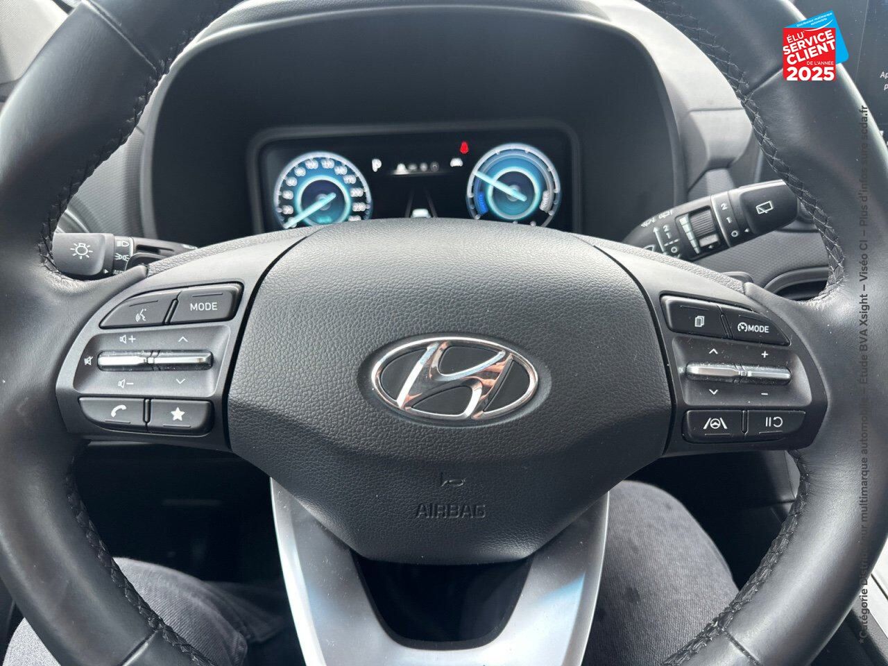 Véhicule d'occasion HYUNDAI KONA ELECTRIC 39KWH - 136CH INTUITIVE CAMERA chez Hyundai Chalons