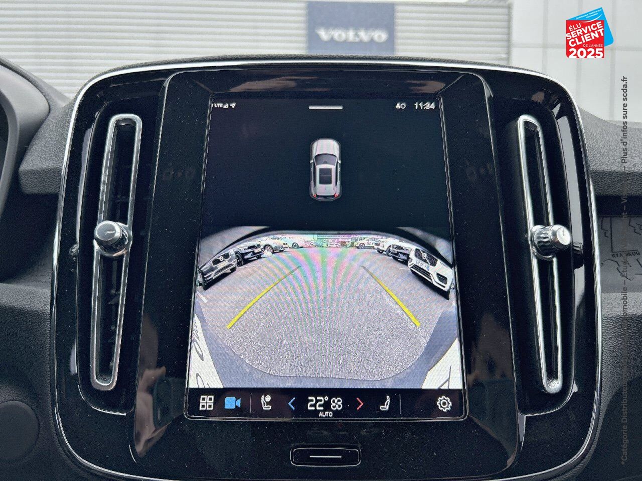 Véhicule d'occasion VOLVO EX40 SINGLE 238CH BLACK EDITION chez Volvo Epernay