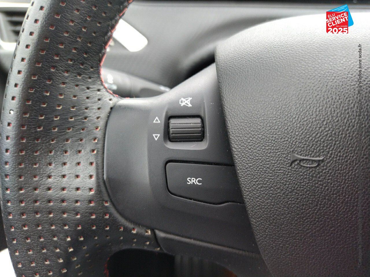 Véhicule d'occasion PEUGEOT 2008 1.2 PURETECH 130CH E6.C GT LINE SS chez Peugeot Reims