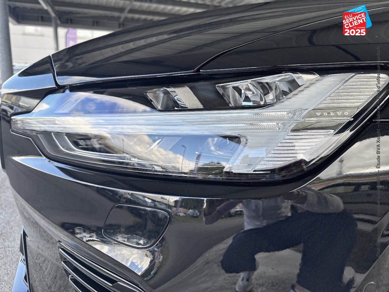 Véhicule d'occasion VOLVO V60 T6 AWD 253+145CH PLUS STYLE DARK GEARTRONIC 8 chez Volvo Epernay