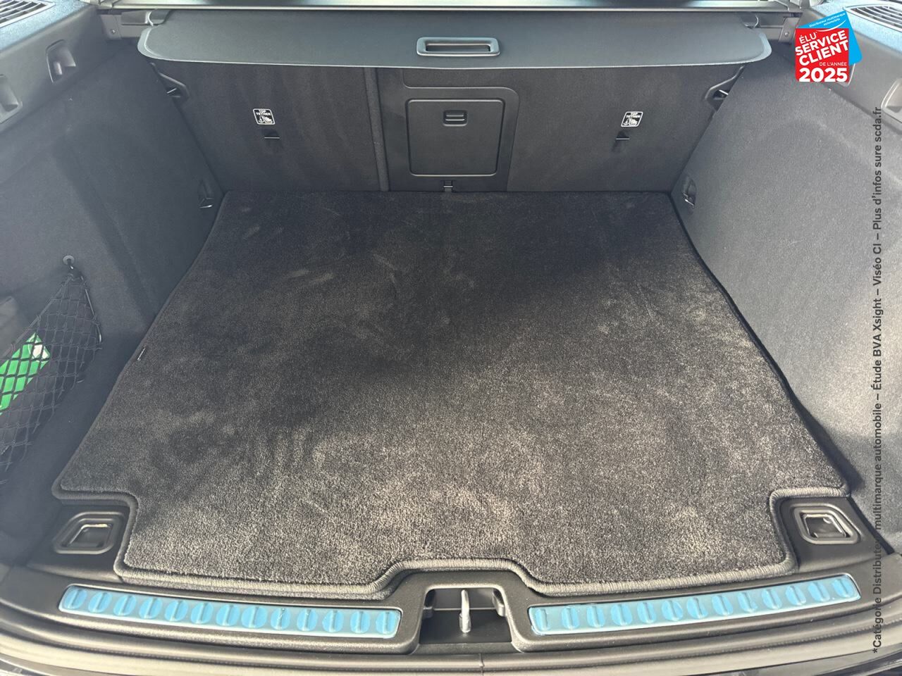 Véhicule d'occasion VOLVO V60 T6 AWD 253+145CH PLUS STYLE DARK GEARTRONIC 8 chez Volvo Epernay