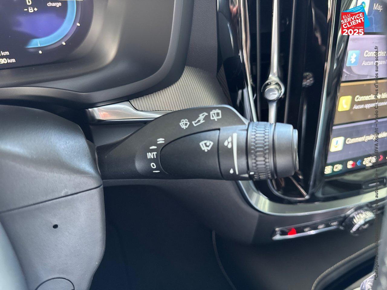 Véhicule d'occasion VOLVO V60 T6 AWD 253+145CH PLUS STYLE DARK GEARTRONIC 8 chez Volvo Epernay