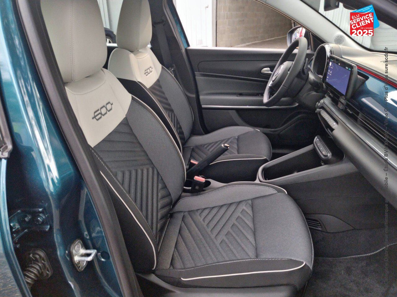 Véhicule d'occasion FIAT 600 1.2 HYBRID 136CH PACK CONFORT STYLE DCT6 chez Renault Colmar