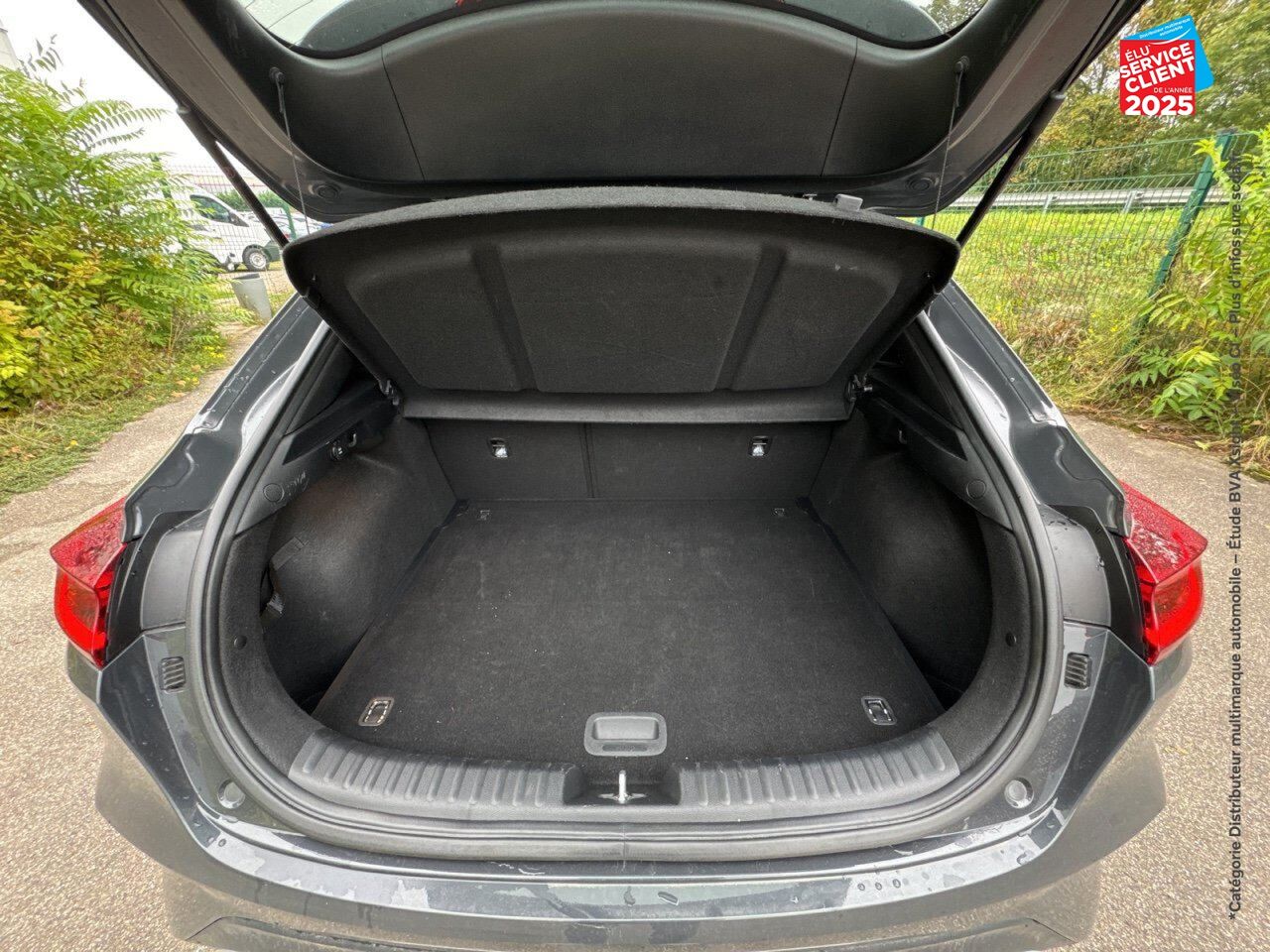 Véhicule d'occasion KIA XCEED 1.5 T-GDI 160CH LOUNGE DCT7 MY22 chez Hyundai Reims