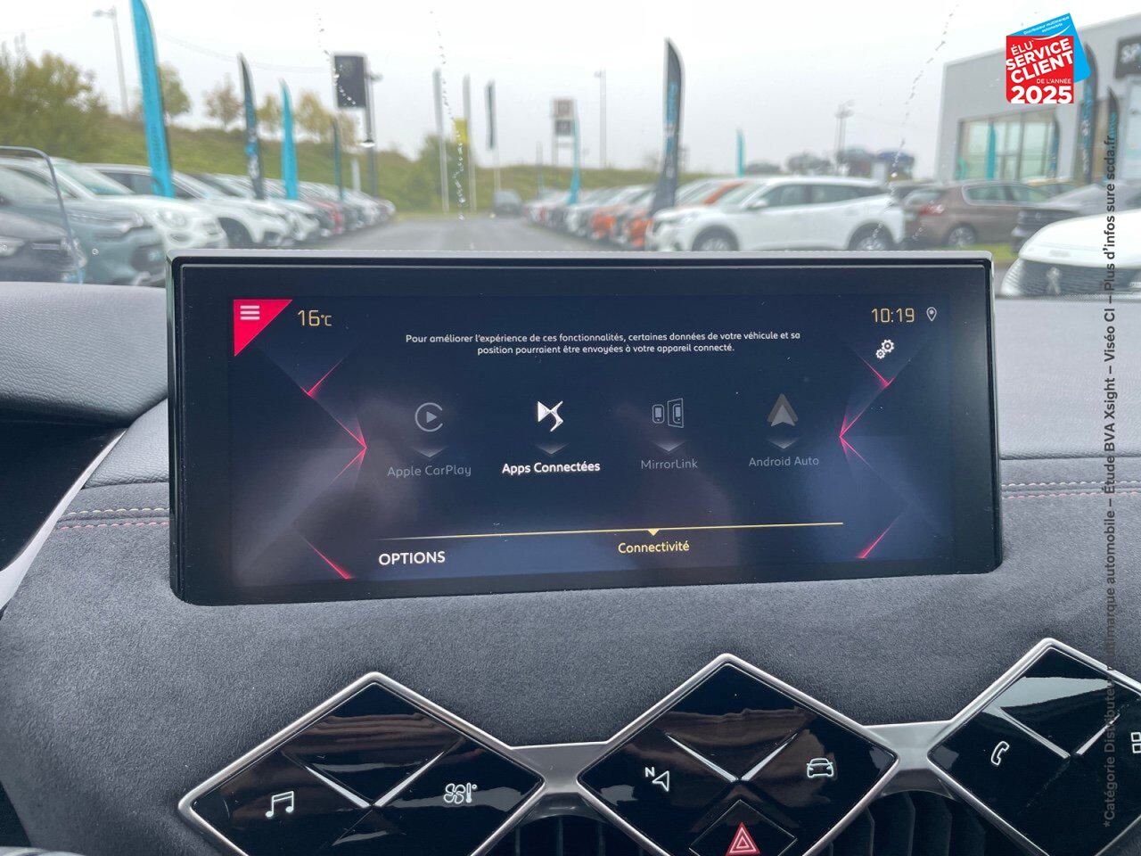 Véhicule d'occasion DS DS 3 CROSSBACK PURETECH 130CH PERFORMANCE LINE AUTOMATIQUE 7CV chez Renault Sélestat