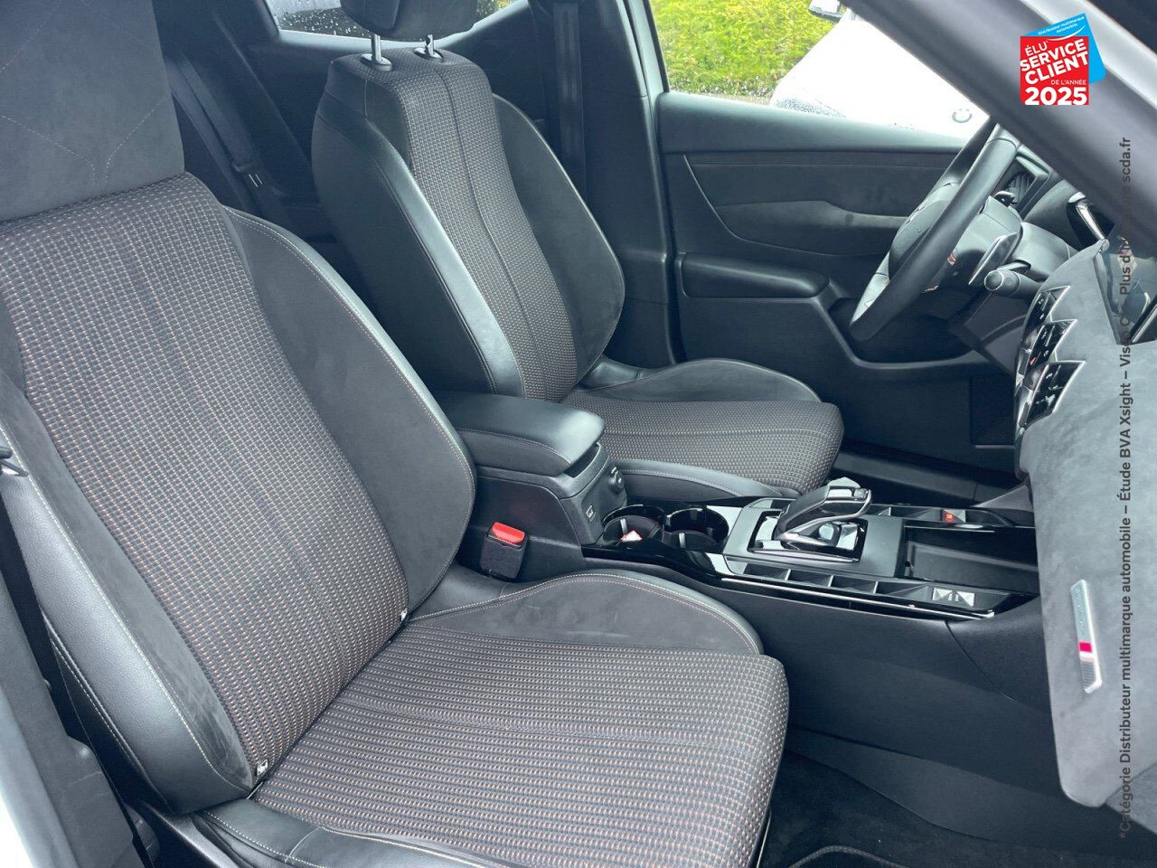 Véhicule d'occasion DS DS 3 CROSSBACK PURETECH 130CH PERFORMANCE LINE AUTOMATIQUE 7CV chez Renault Sélestat