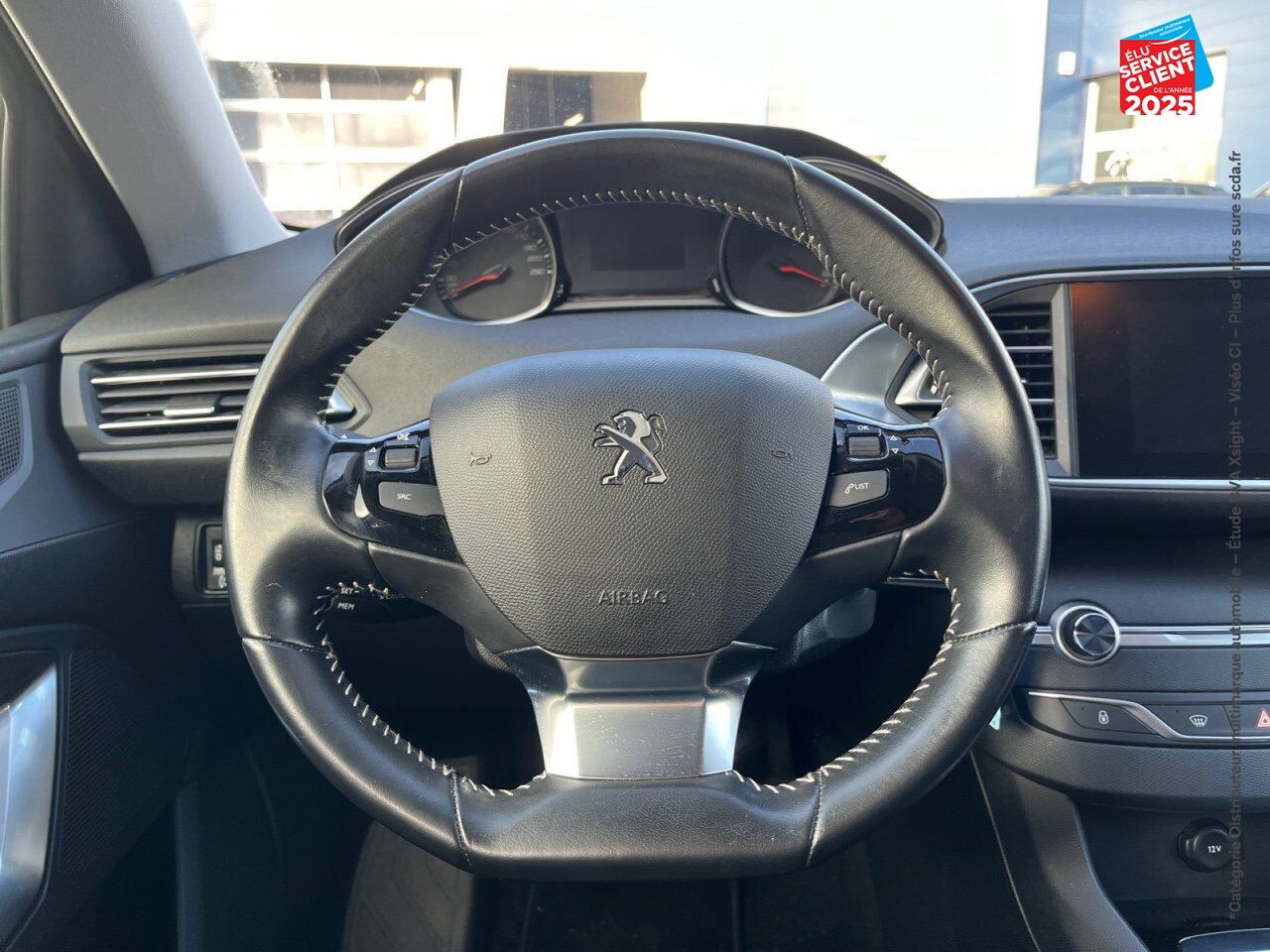 Véhicule d'occasion PEUGEOT 308 1.2 PURETECH 110CH E6.C SS STYLE 5CV chez Renault Colmar