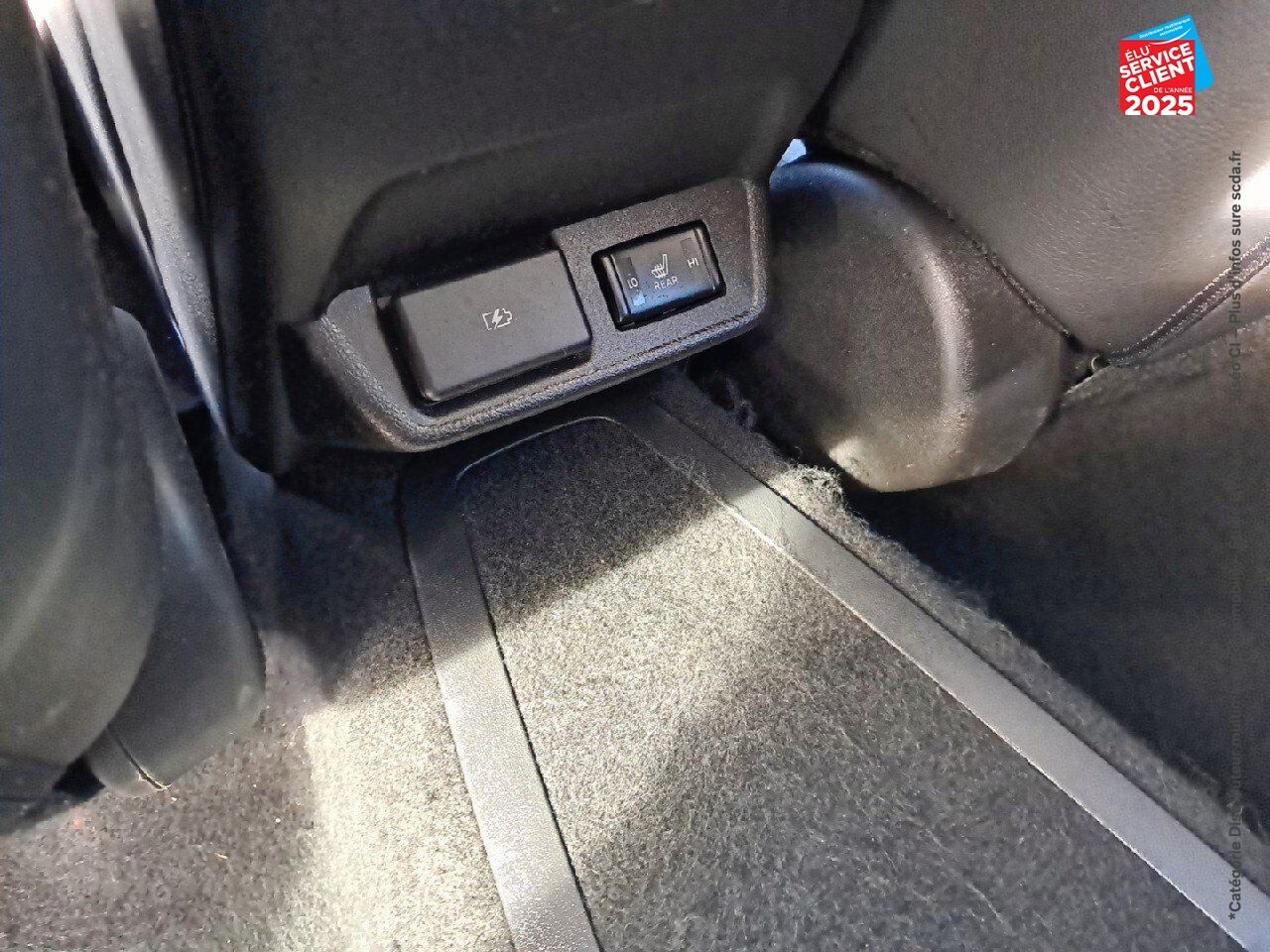 Véhicule d'occasion NISSAN LEAF 217CH 62KWH TEKNA 19.5 6CV chez Opel Verdun