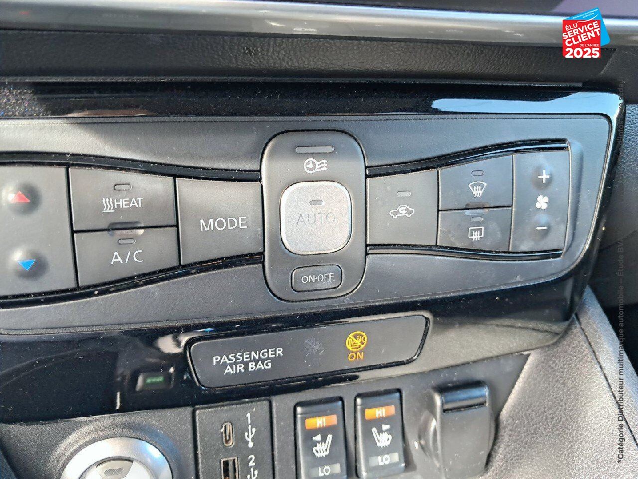 Véhicule d'occasion NISSAN LEAF 217CH 62KWH TEKNA 19.5 6CV chez Opel Verdun