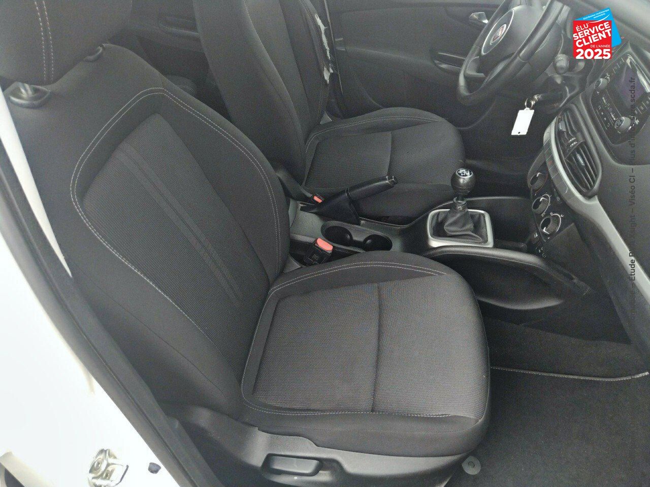Véhicule d'occasion FIAT TIPO 1.4 95CH EASY 5P chez Nissan Belfort