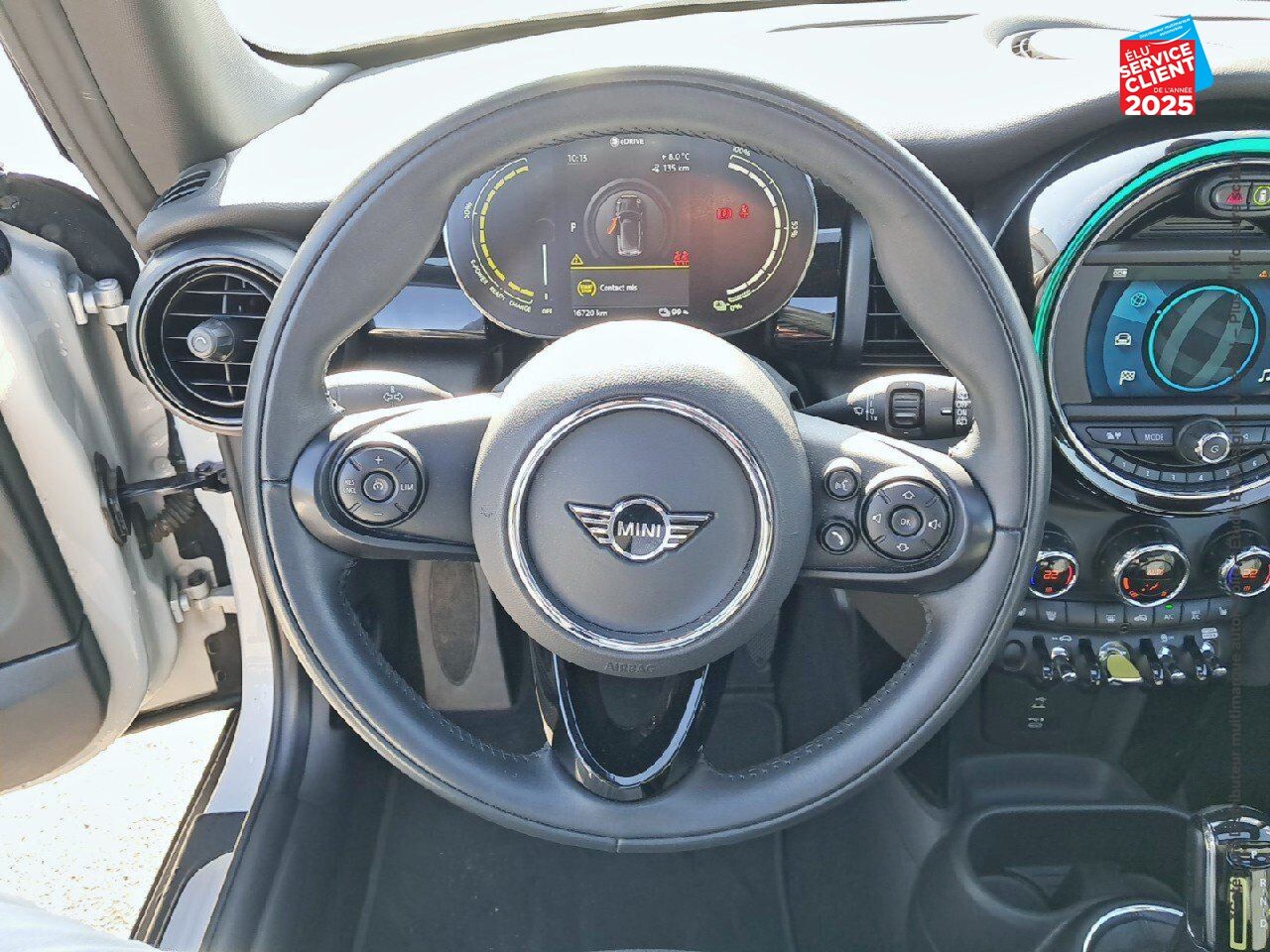 Véhicule d'occasion MINI MINI COOPER SE 184CH EDITION GREENWICH BVA chez MINI Lons-Le-Saunier