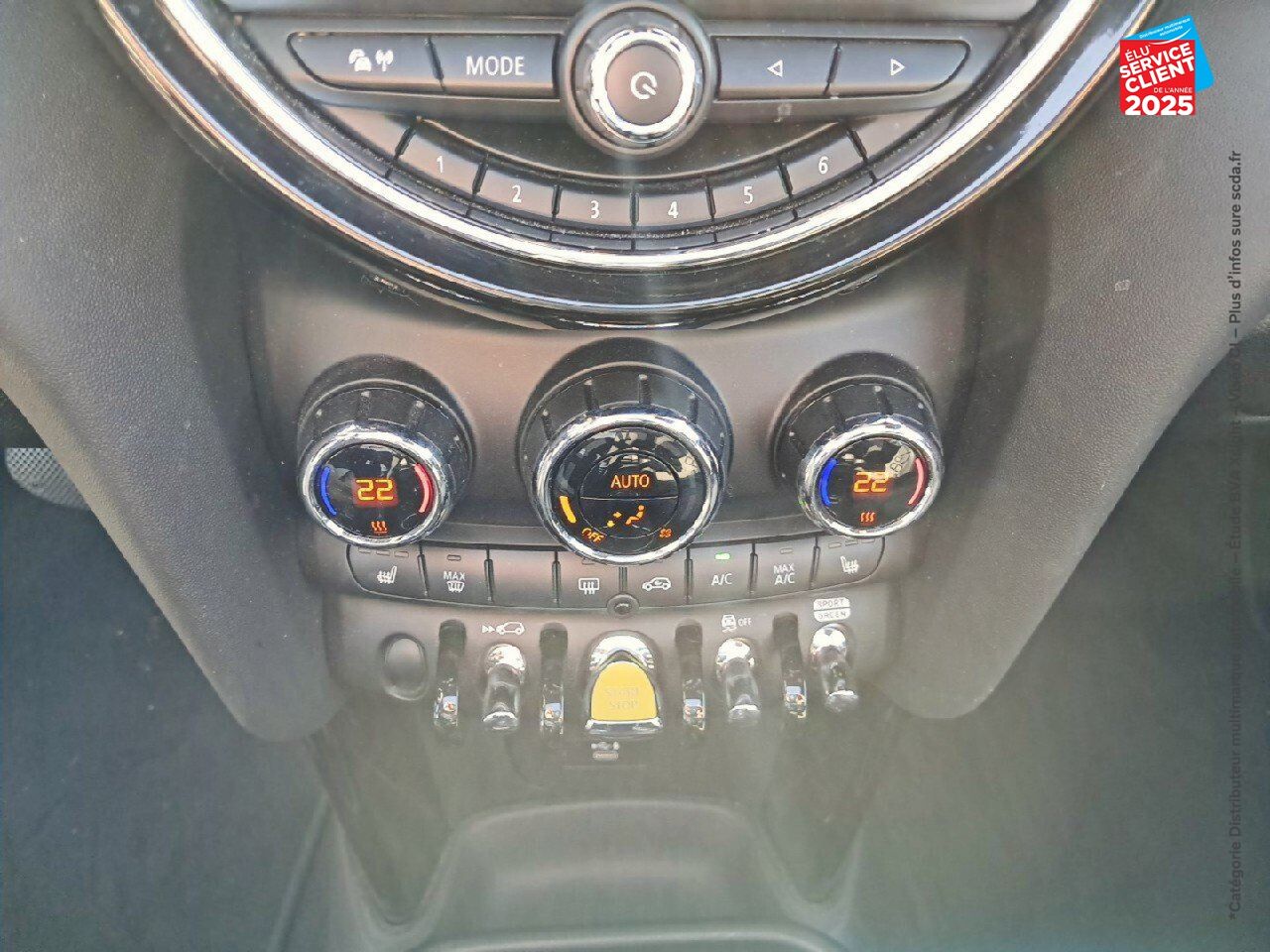 Véhicule d'occasion MINI MINI COOPER SE 184CH EDITION GREENWICH BVA chez MINI Lons-Le-Saunier