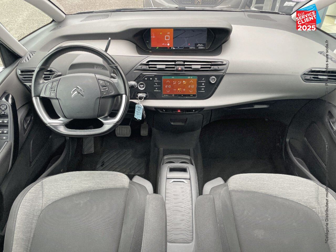 Véhicule d'occasion CITROEN C4 PICASSO PURETECH 130CH SHINE SS EAT6 chez Opel Bar le Duc