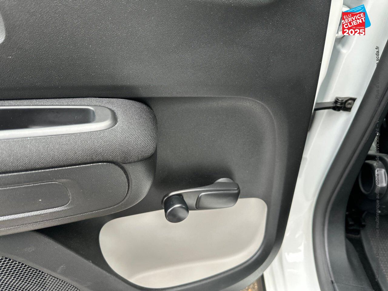 Véhicule d'occasion CITROEN C3 1.2 PURETECH 110CH SS SHINE EAT6 chez Renault Sélestat
