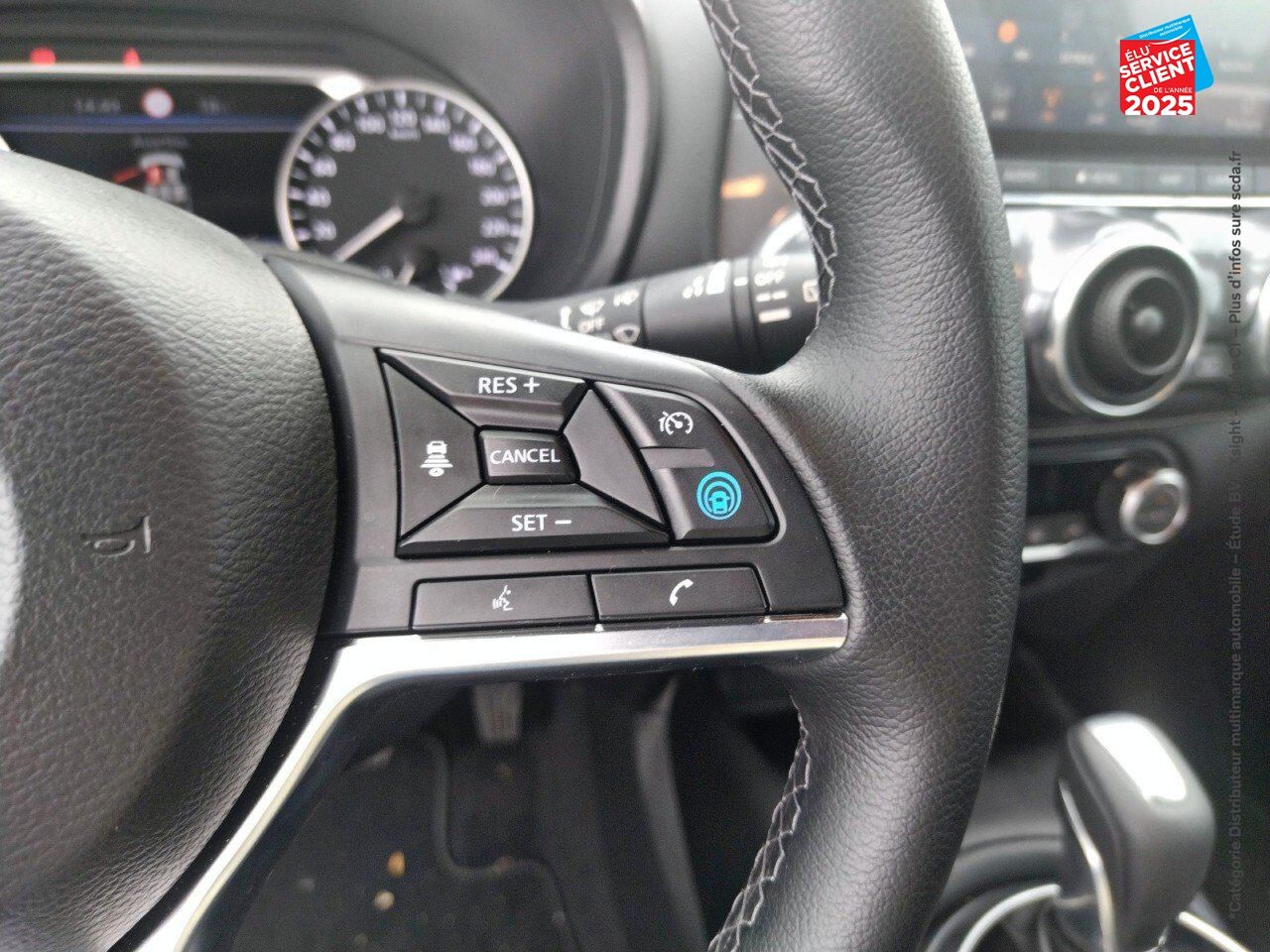 Véhicule d'occasion NISSAN JUKE 1.6 HYBRID 143 CH TEKNA 2023.5 chez Nissan Juke occasion