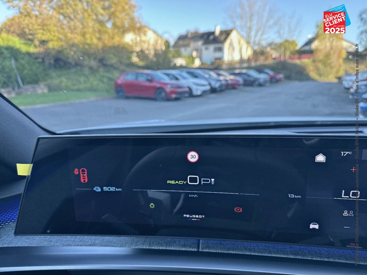 Véhicule d'occasion PEUGEOT 5008 ELECTRIQUE 210CH BATTERIE 73 KWH GT chez Dacia Strasbourg