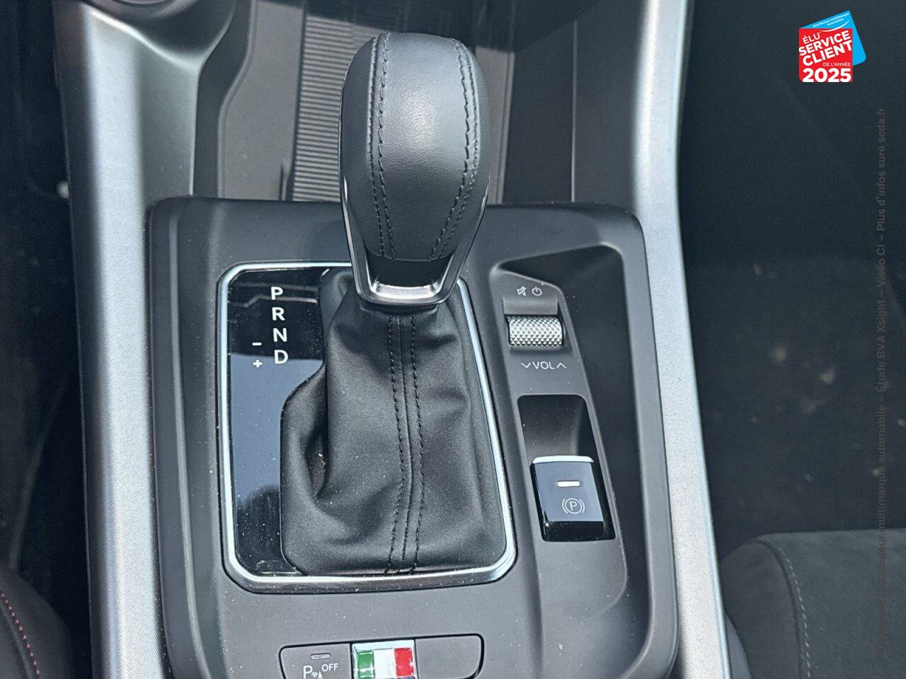 Véhicule neuf ALFA ROMEO TONALE 1.5 HYBRID 160CH VELOCE TCT chez Fiat Strasbourg