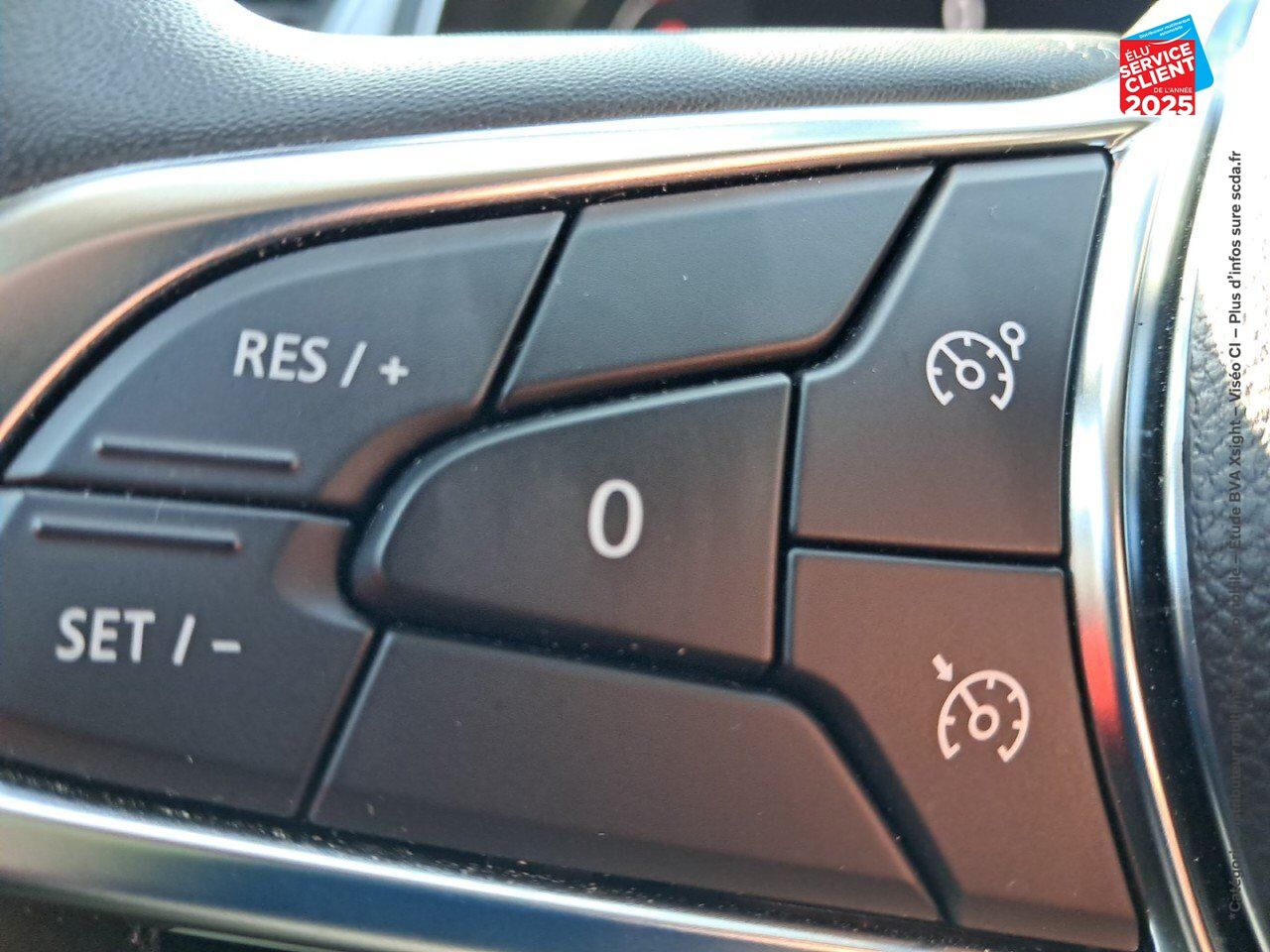 Véhicule d'occasion RENAULT CAPTUR 1.0 TCE 100CH INTENS GPL chez Renault Sélestat