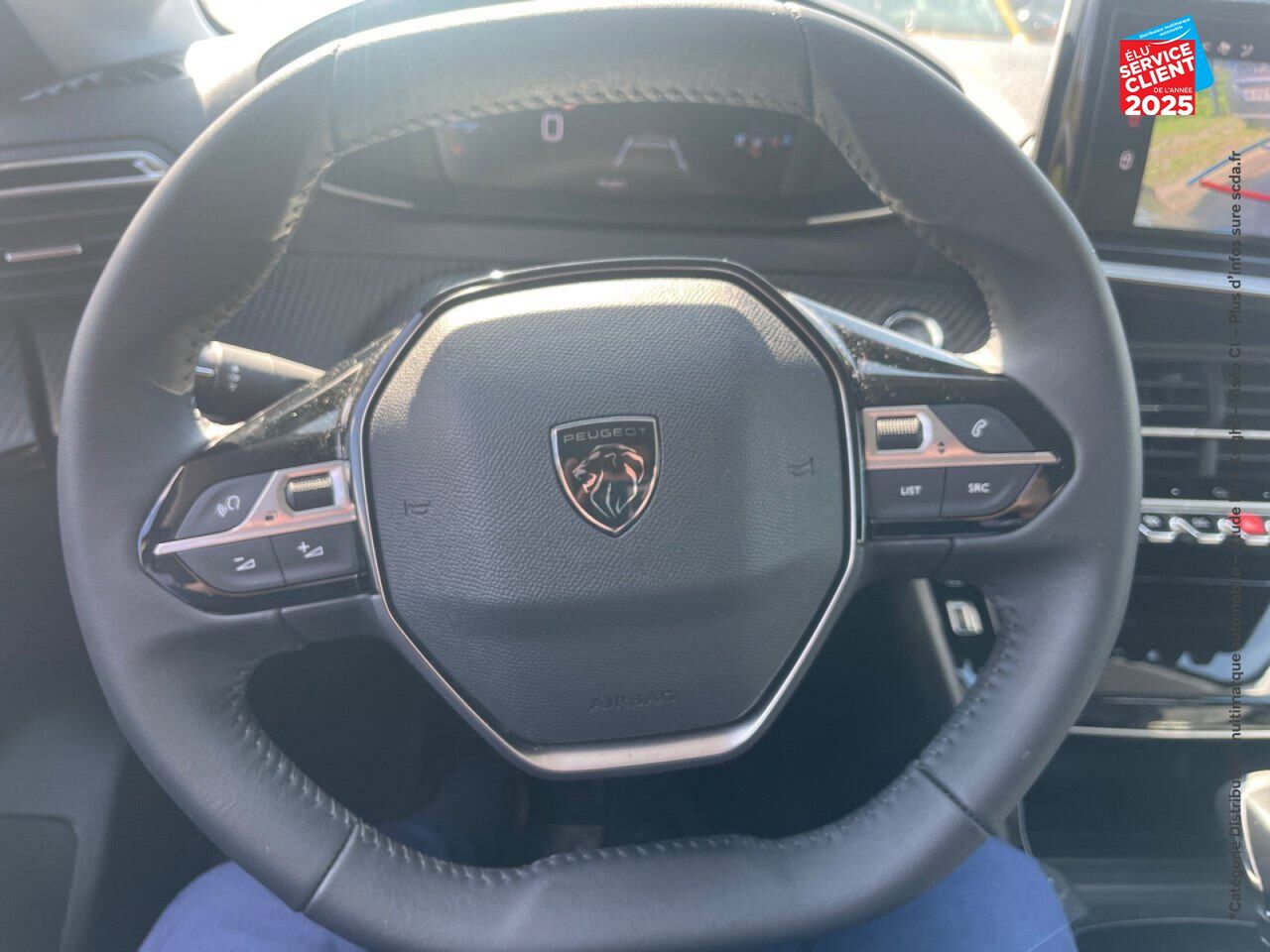 Véhicule neuf PEUGEOT 208 1.2 PURETECH 100CH SS ALLURE chez Peugeot Reims