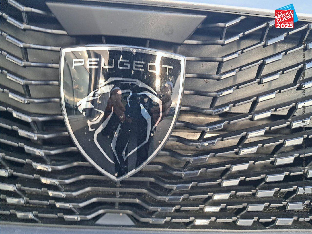 Véhicule neuf PEUGEOT 2008 1.2 PURETECH 100CH SS ACTIVE chez Peugeot Reims