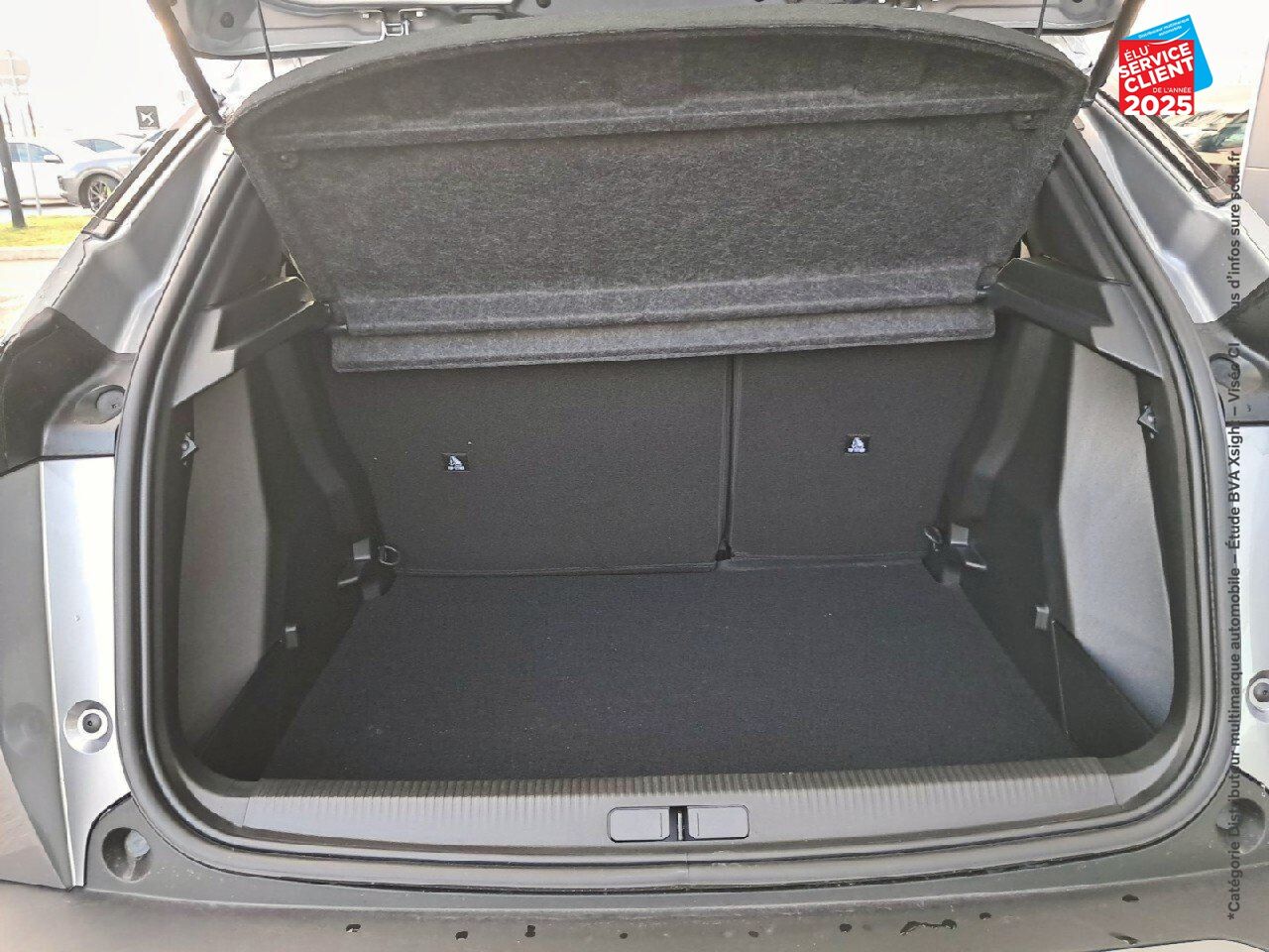 Véhicule neuf PEUGEOT 2008 1.2 PURETECH 100CH SS ACTIVE chez Peugeot Reims