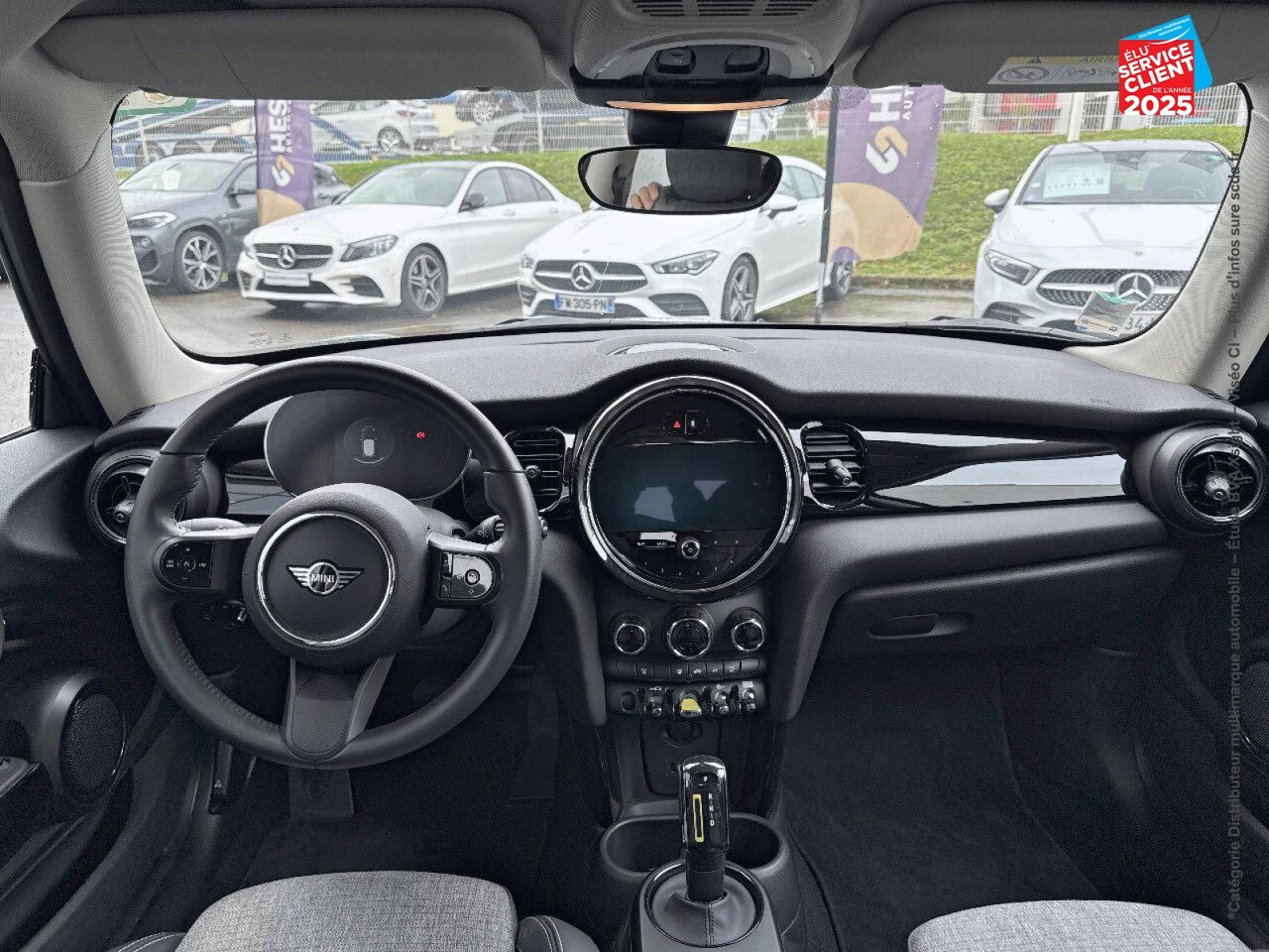 Véhicule d'occasion MINI MINI COOPER SE 184CH ESSENTIAL BVA 5CV chez MINI Colmar