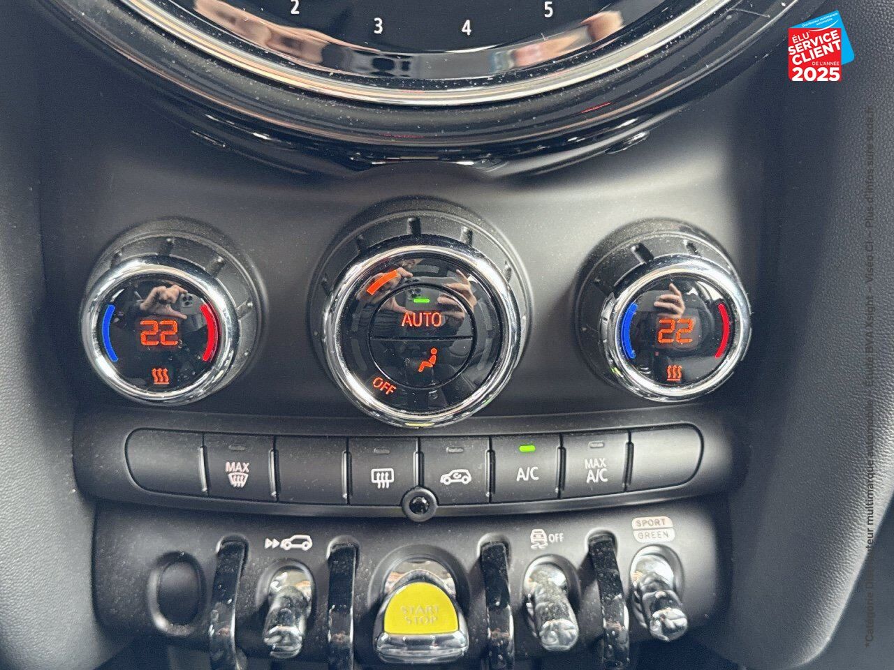 Véhicule d'occasion MINI MINI COOPER SE 184CH ESSENTIAL BVA 5CV chez MINI Colmar