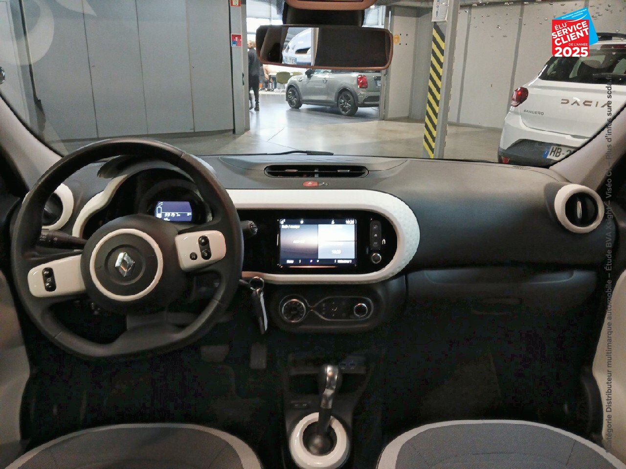 chez Renault Saint-Louis